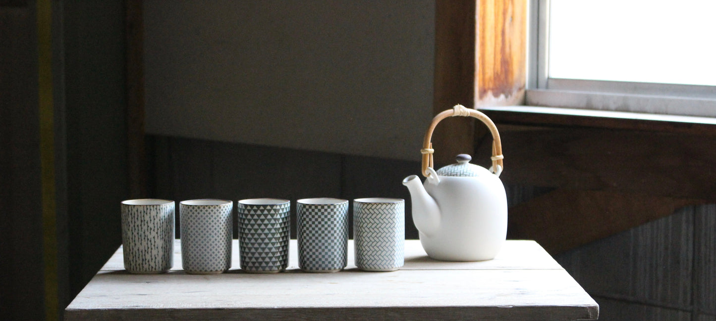 Komon tea set, pentagonal teacup